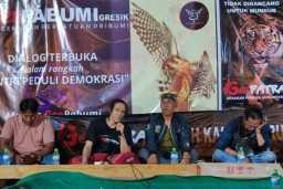 Koalisi Bumbung Kosong Gresik Mendirikan Posko Kemenangan