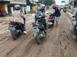 Proyek Box Culvert di Desa Bringkang Makan Banyak Korban Pengendara Motor