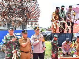 Dandim Ponorogo Hadiri Peresmian Monumen Ponorogo Zero Knalpot Brong