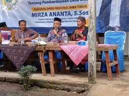 Mirza Ananta S. Sos DPRD Jatim Sosialisasikan Perda Desa Wisata di Baosan Kidul