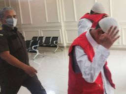 Hakim Vonis Ringan Dua Terdakwa Pemerasan Berkedok Wartawan
