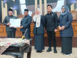 Dok ! Tiga Raperda Non APBD Kabupaten Pasuruan Disahkan