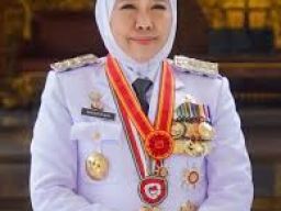 Khofifah Pilih Fokus Kerja, Tanggapi Singkat Rencana Demo 3 September
