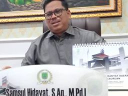 Ditengah Efisiensi Anggaran. Pimpinan DPRD Kabupaten Pasuruan Tolak Mobdin Baru