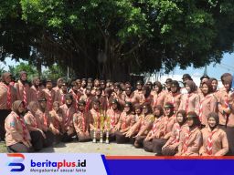 SMKN 2 Ponorogo Kembali Meraih Juara Lomba Gerak Jalan Hari Pramuka ke-64