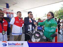 Pertamina Patra Niaga Bersama Komisi XII DPR RI Tinjau Regional Sulawesi, Pastikan BBM Aman
