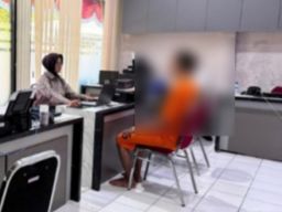 Polisi Tangkap Guru SMP di Tuban yang Cabuli Murid 14 Tahun