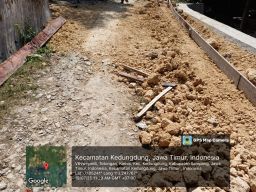 Desa Komis Diterpa Isu Dugaan Penyimpangan Proyek MCK dan Rabat Beton