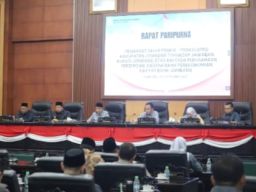 DPRD Setujui Raperda BPR Menjadi Perda Jombang