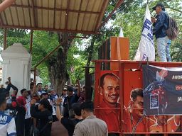 Uji Keadilan di PN Surabaya: Polda Jatim Mangkir di Sidang Praperadilan Aktivis Andri Irawan