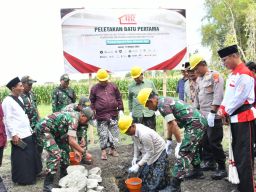 Kodim 0802/Ponorogo Ikuti Vidcon Ground Breaking Pembangunan Koperasi Desa/Kelurahan Merah Putih