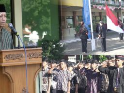 Unik SMAN 3 Ponorogo Pakaian Adat Tradisional Upacara Hari Guru Nasional 2025