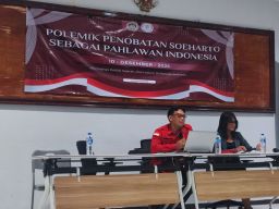 BEM FH UWP Gelar Kajian Polemik Penobatan Soeharto sebagai Pahlawan Nasional