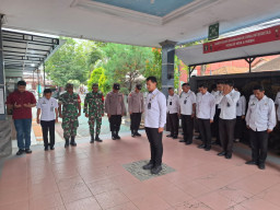 Perkuat Sinergi Nataru, Rutan Kelas IIB Sampang Gelar Apel Siaga Bersama Polri dan TNI