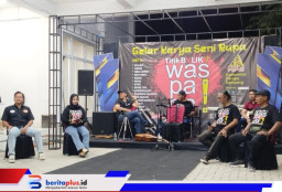 Pameran “Waspada! Kilas Balik Tujuh” Jadi Penanda Konsistensi Komunitas Perupa Sampang Berkarya