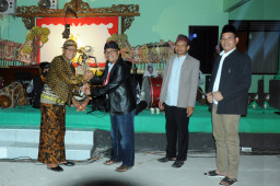 Kemenag Ponorogo Gelar Wayang Combo Tandai Penutupan HAB ke-80 Kemenag RI