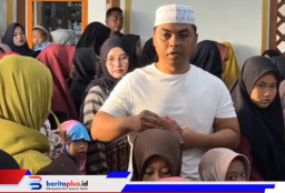 Tebar Kepedulian Sosial, Bun Wid dan Istri Santuni Anak Yatim Secara Konsisten