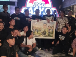 Kasatreskrim Polres Pasuruan Kota Berikan Penghargaan Polisi Berprestasi 