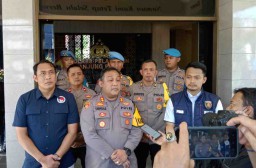 Kata Kapolres Tanjung Perak Tentang Kasus Penangkapan Peredaran Pupuk