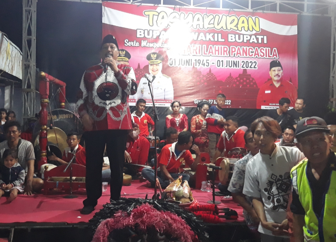 Ketua DPC PDIP Gresik Mujid Ridwan,SH