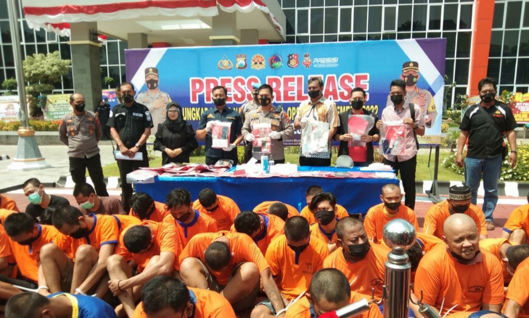 AKBP Mochamad Nur Azis saat Pers Release kasus Narkoba di Mapolres Gresik