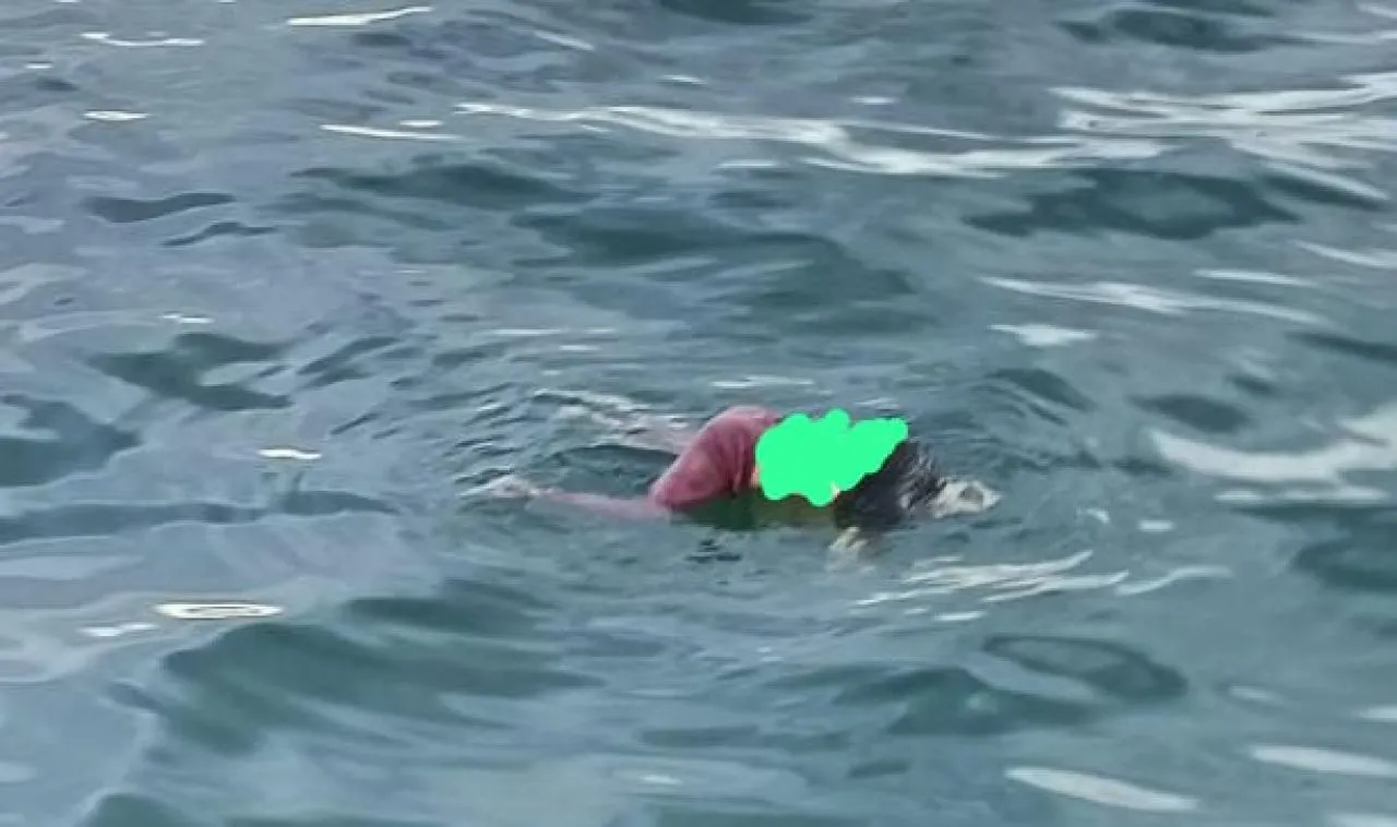 Bakamla RI Berhasil Evakuasi Korban Kapal Tenggelam