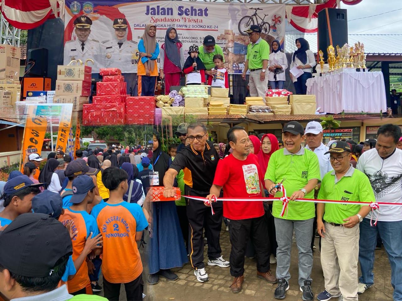 Jalin Silaturrahmi Mendulang Prestasi Bersama SMPN 2 Sooko