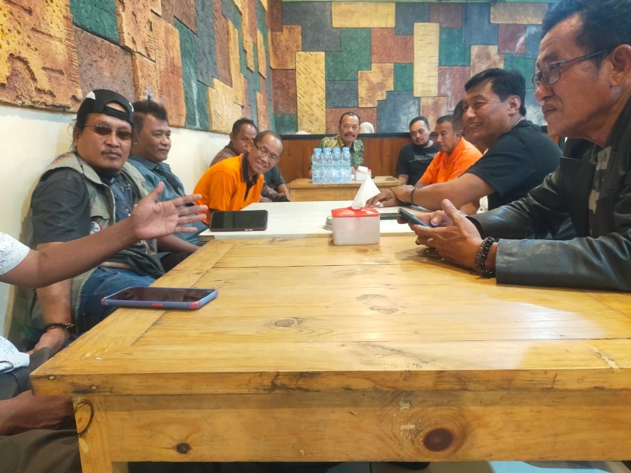 LSM Jatim Anti Korupsi Gelar Buka Puasa Bersama di Rumah Makan Mulyorejo