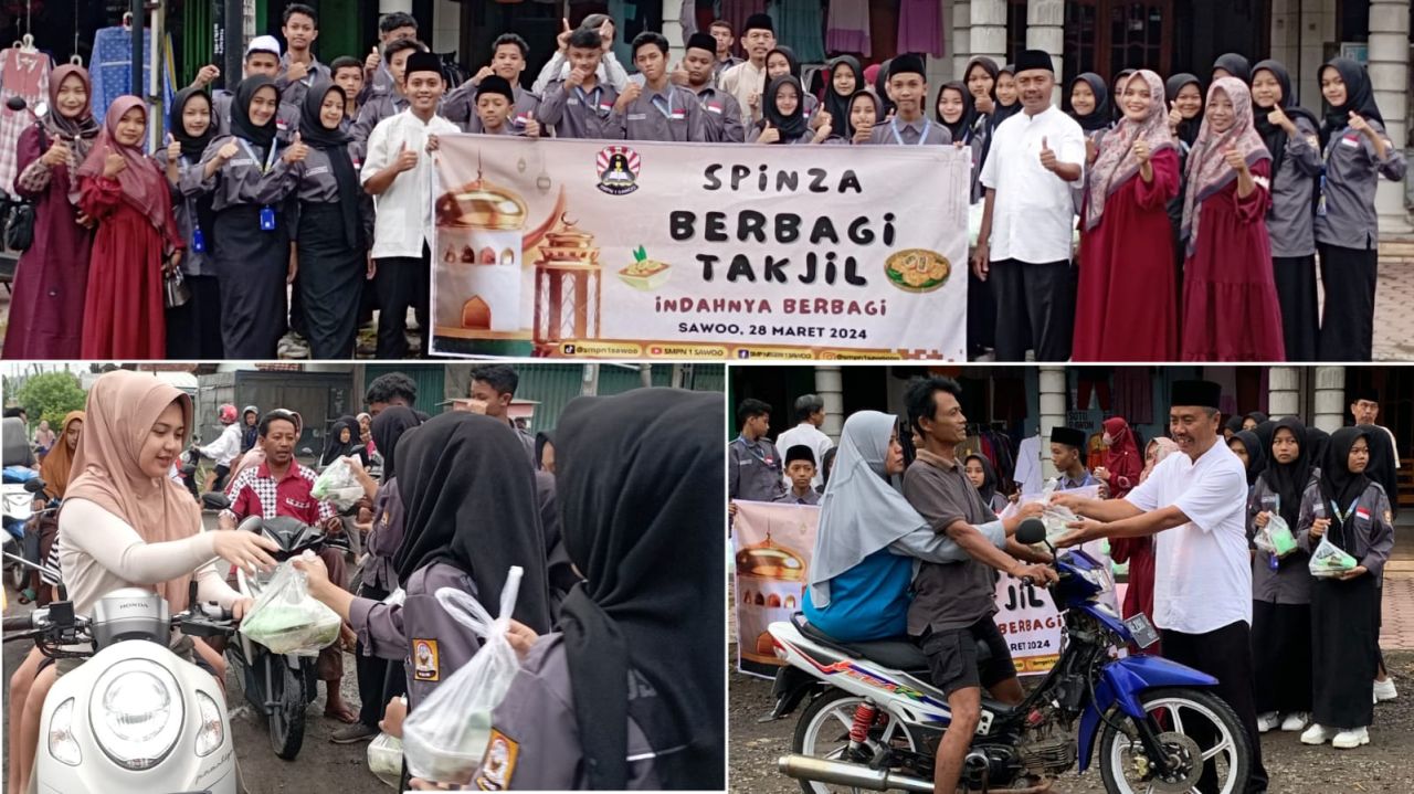 Siswa dan Guru SMPN 1 Sawoo bagi takjil