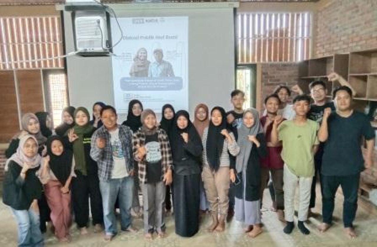 Diskusi publik tentang bahaya pelet plastik daur ulang