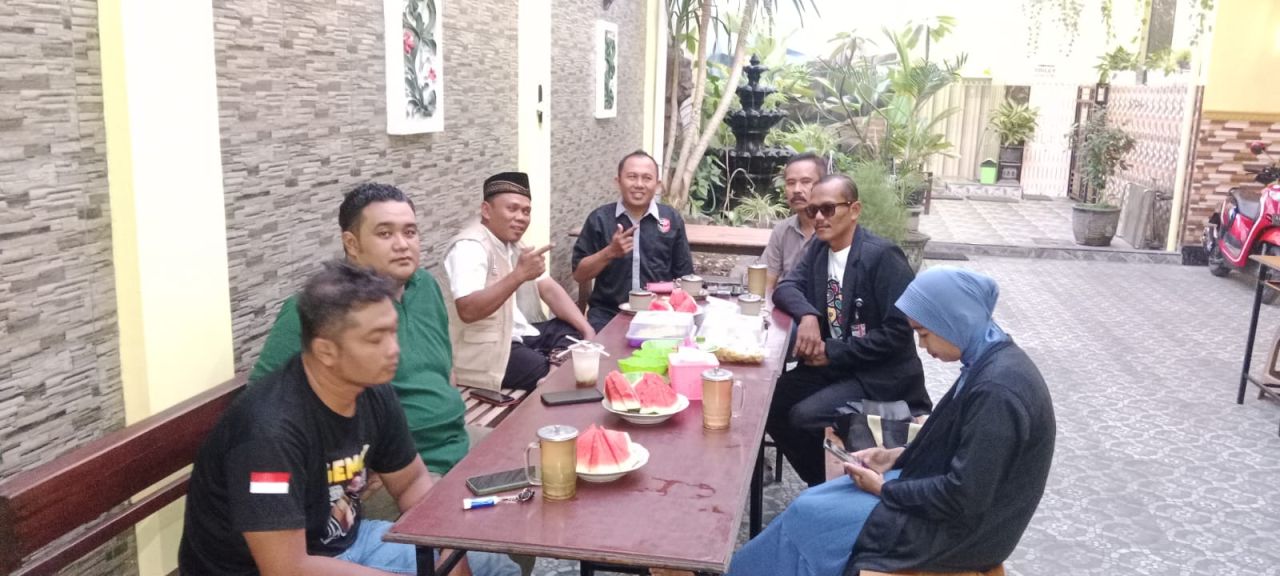 Pengurus dan penasehat Komnas LP-KPK KOMCAB Ponorogo