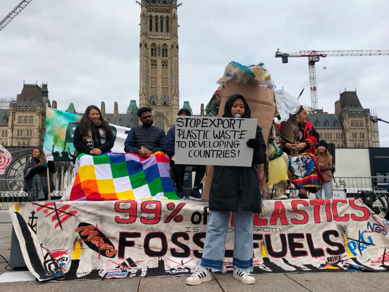 Aeshnina Azzahra Aqilani atau Nina saat di Kanada