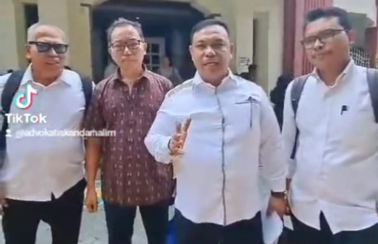 Iskandar Halim dan kliennya