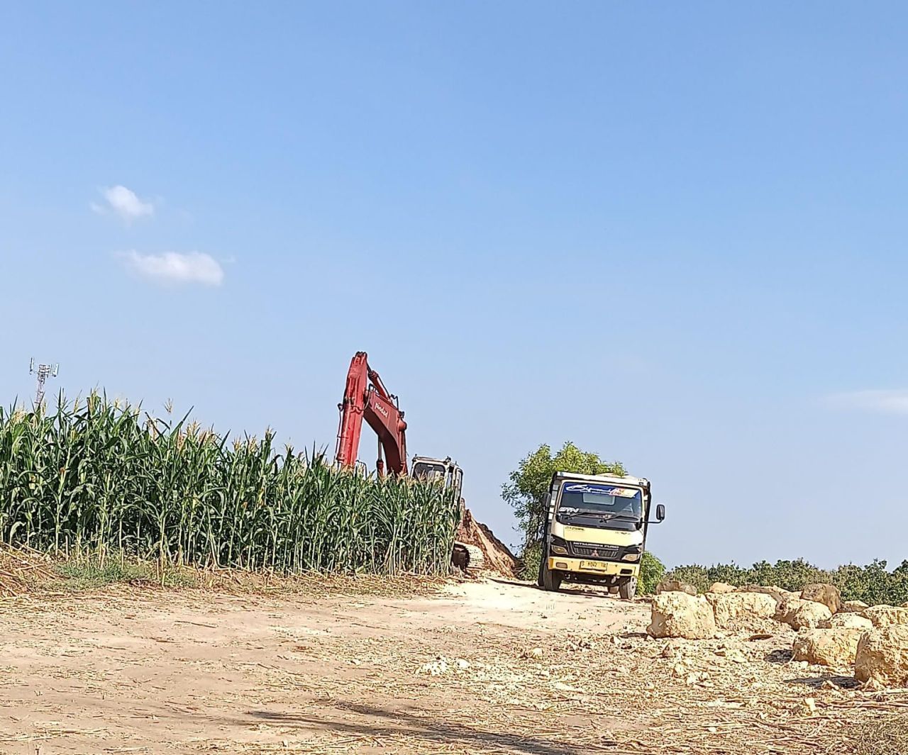 Tambang galian c milik Sutris