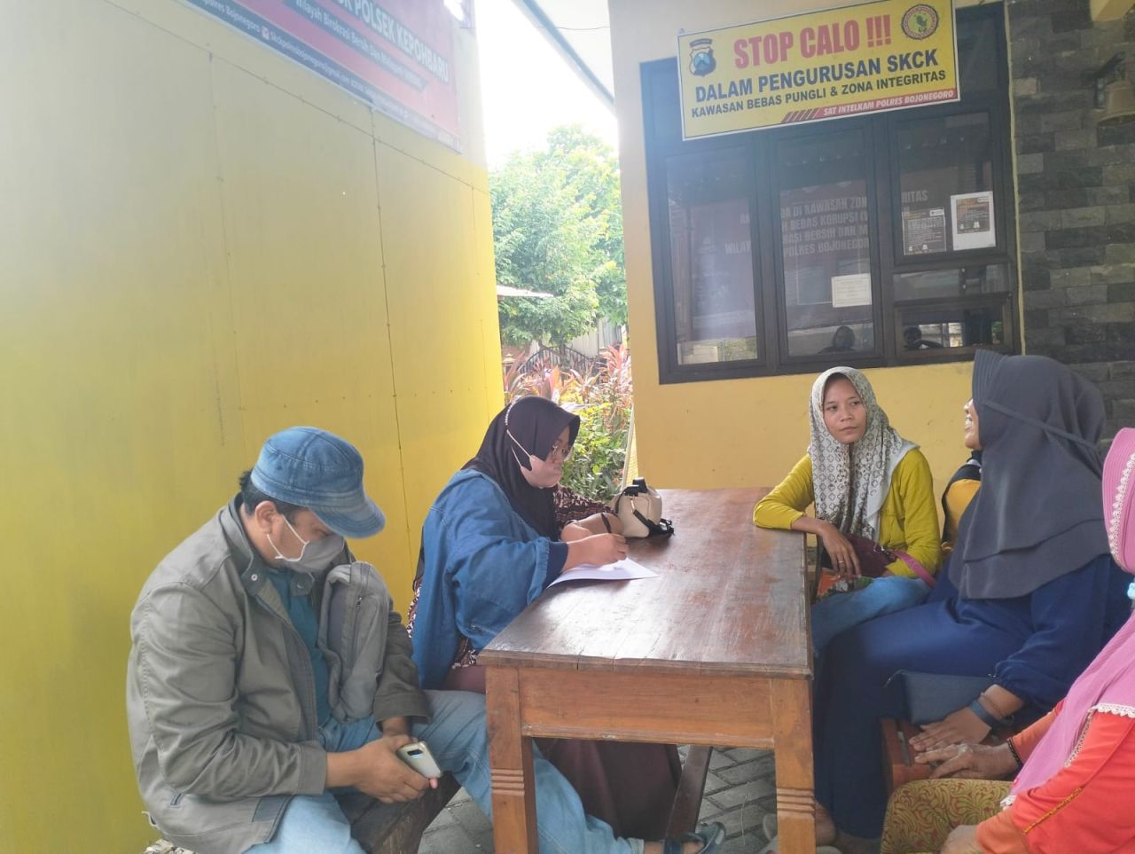 Mantan karyawan Koperasi BMT Al Ghuroba