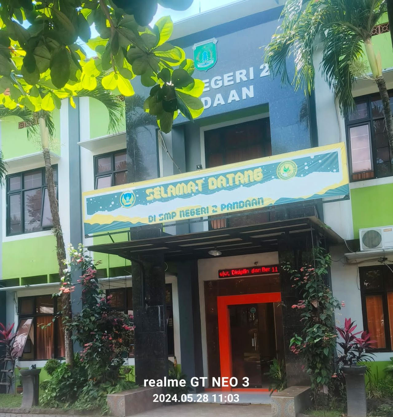 SMP N 2 Pandaan yang diduga terima titipan siswa baru