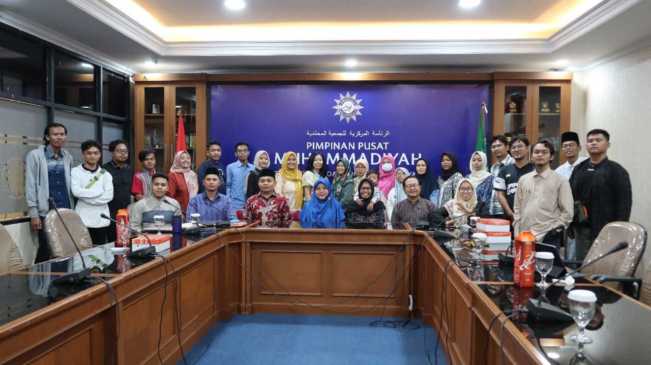 Pelajari Peace Building, Komunitas Pemuda Lintas Iman Cirebon Dan Majalengka Kunjungi Muhammadiyah