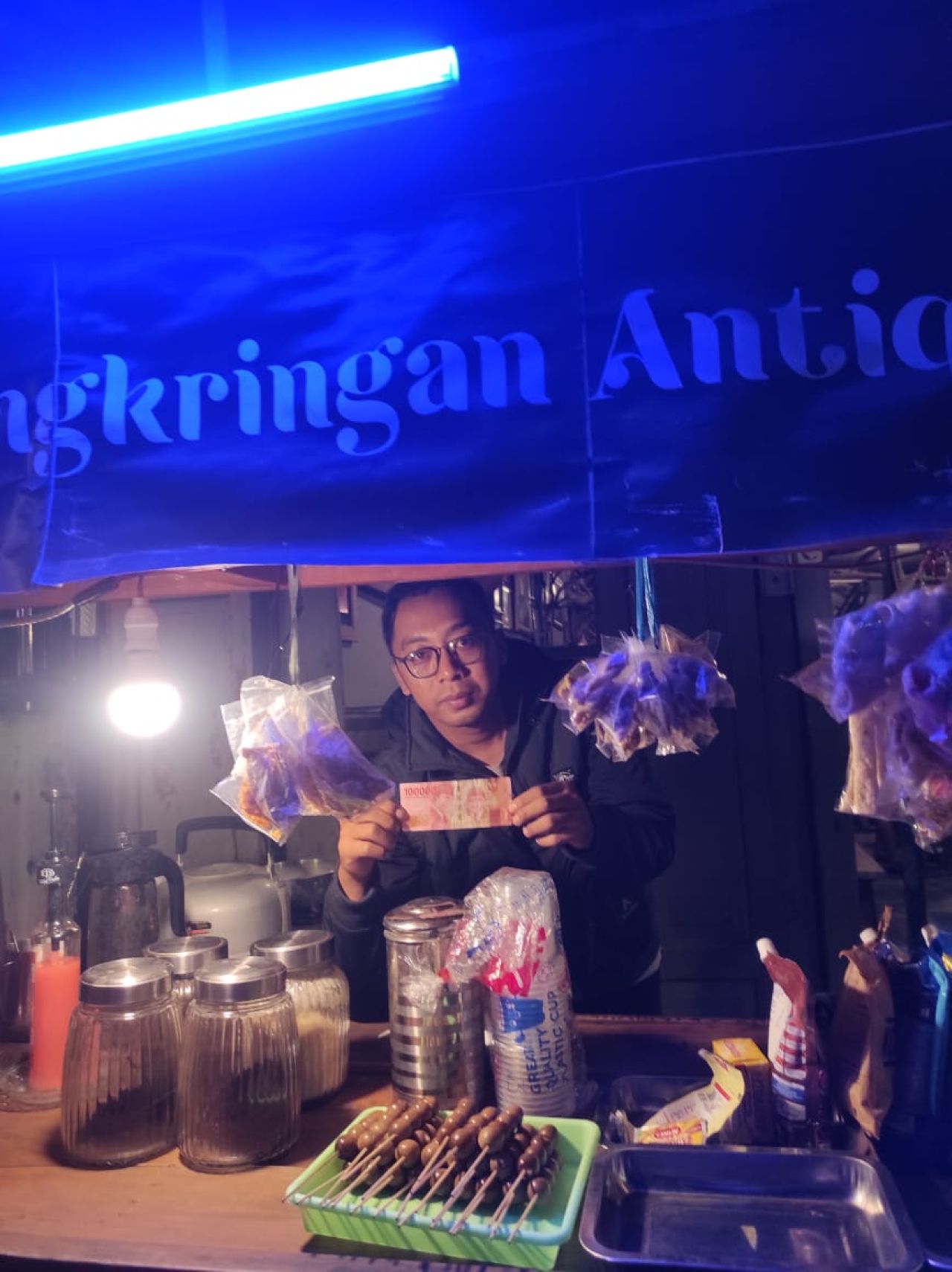 Warung Angkringan ANTIQUE di Jombang Temukan Transaksi Uang Palsu