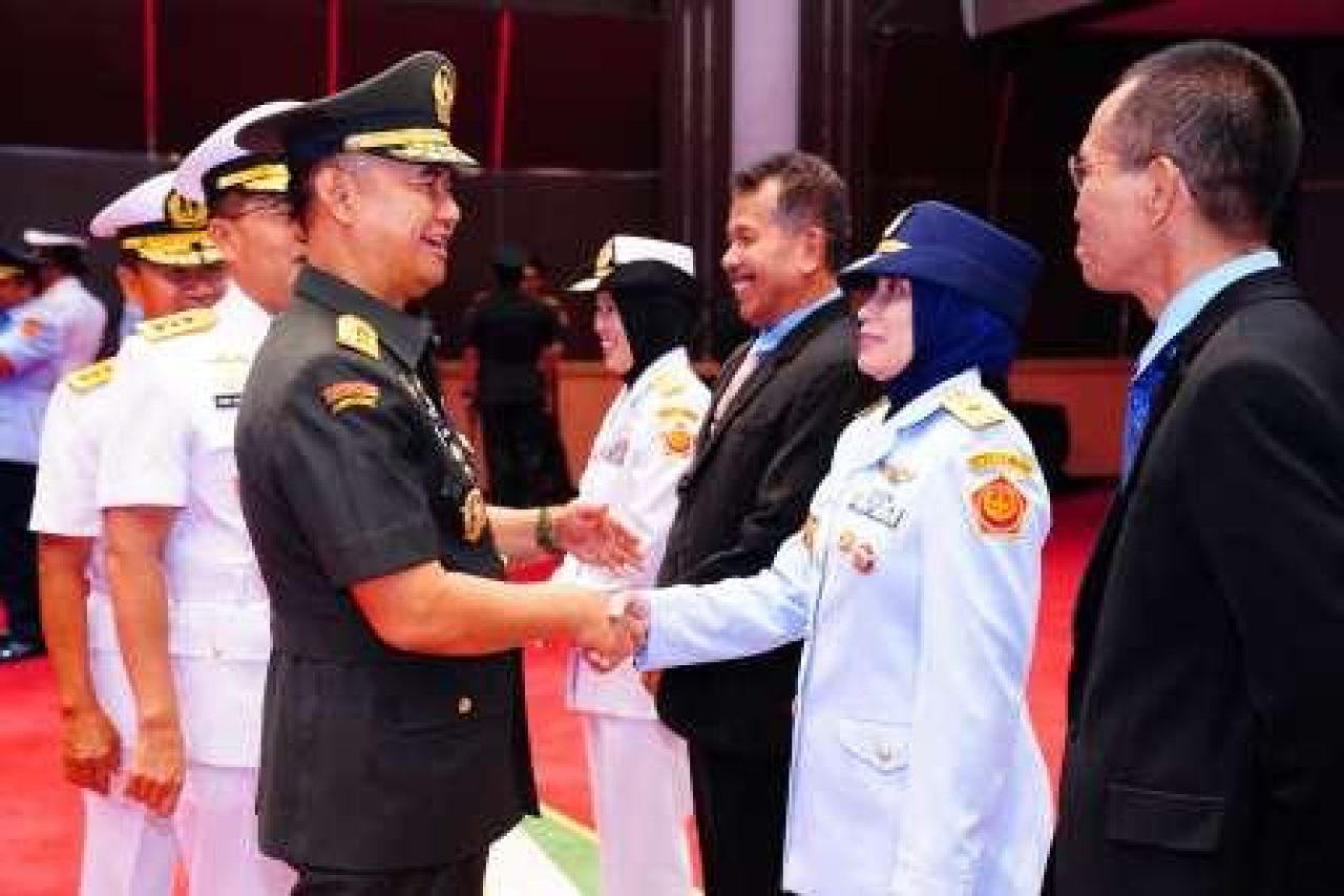 Sertijab Kapuspsi TNI