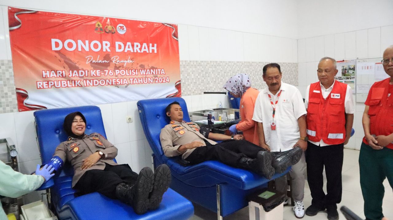 Memperingati HUT Polwan ke 76, Polisi Wanita Polres Ponorogo Gelar Donor Darah