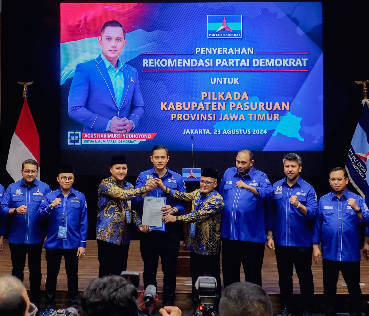 AHY Berikan Langsung Rekomendasi ke Pasangan Calon Bupati Pasuruan, Rusdi-Shobih