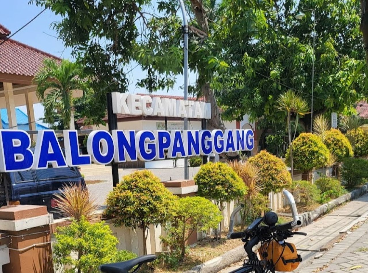 Kantor Kecamatan Balongpanggang