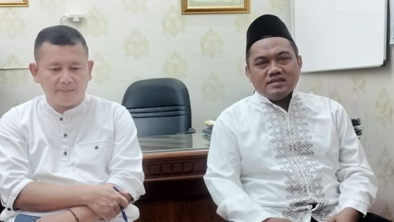 Supriyanto Kepala BKD, Pemerintah Kota Pasuruan saat memberikan stetmen kepada awak media