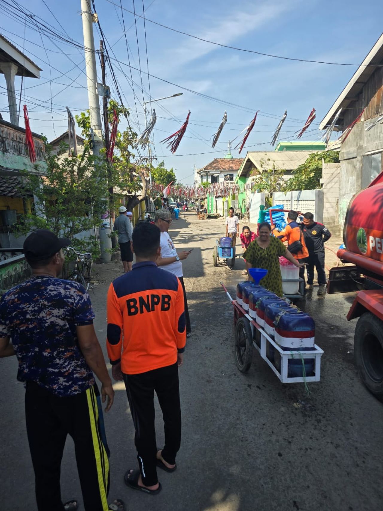 Warga Kelurahan Panggung Rejo Kota Pasuruan kesulitan mencari air bersih