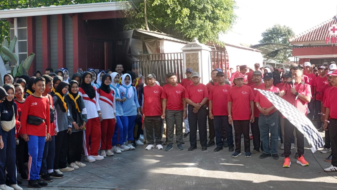 Bupati Ponorogo Berangkatkan Fun Walk HUT PMI ke-79