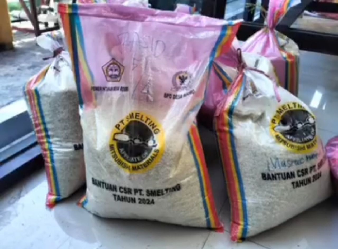 Beras bantuan PT Smelting
