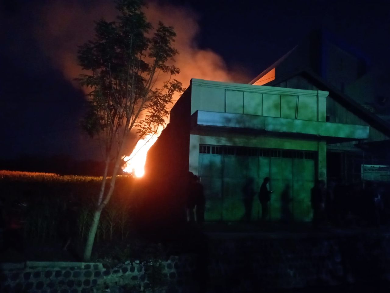 Keadaan Toko Di Jalan Ir. H. Juanda  Ponorogo