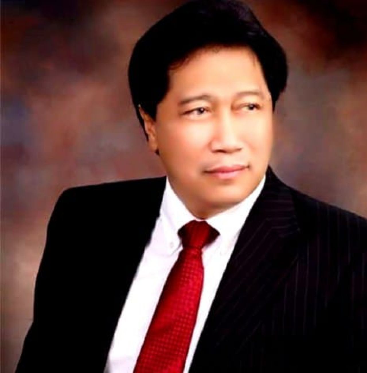 Dr. Transtoto Handadhari