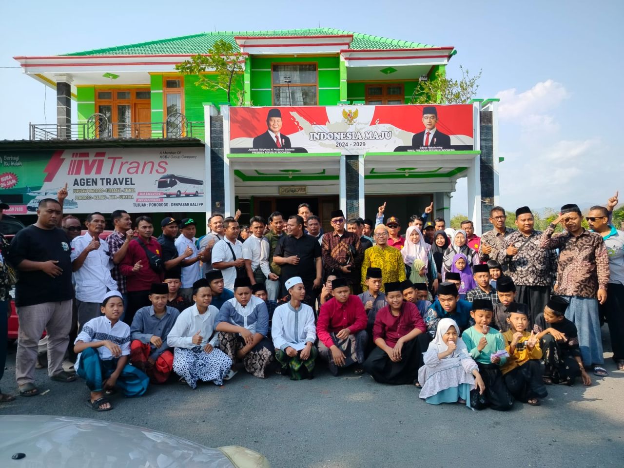 Foto bersama paska gelar tasyakuran