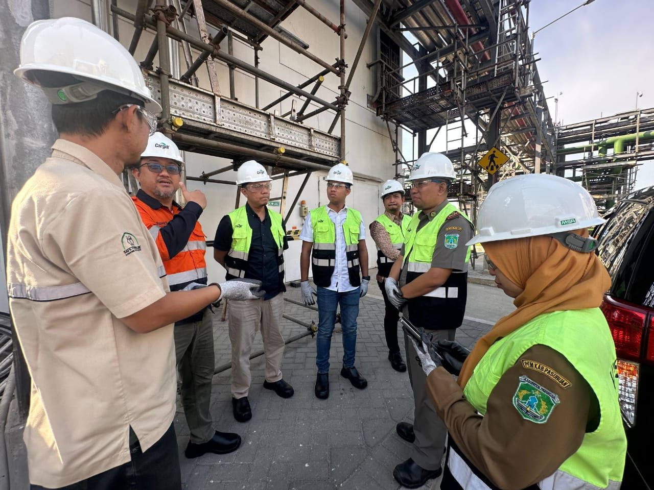 Komisi III DPRD Kabupaten Pasuruan bersama OPD melakukan sidak di dalam pabrik PT Cargill